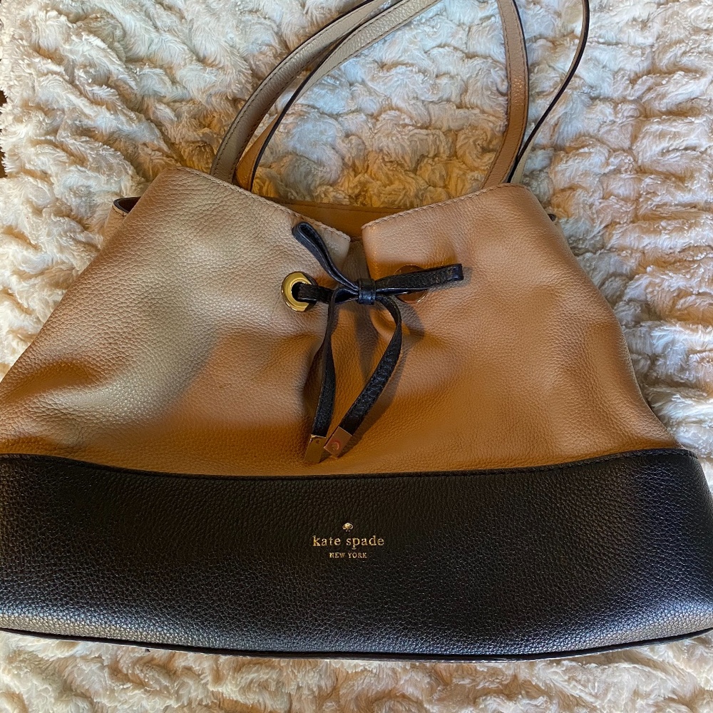 Kate Spade 2 tone purse bow black and tan